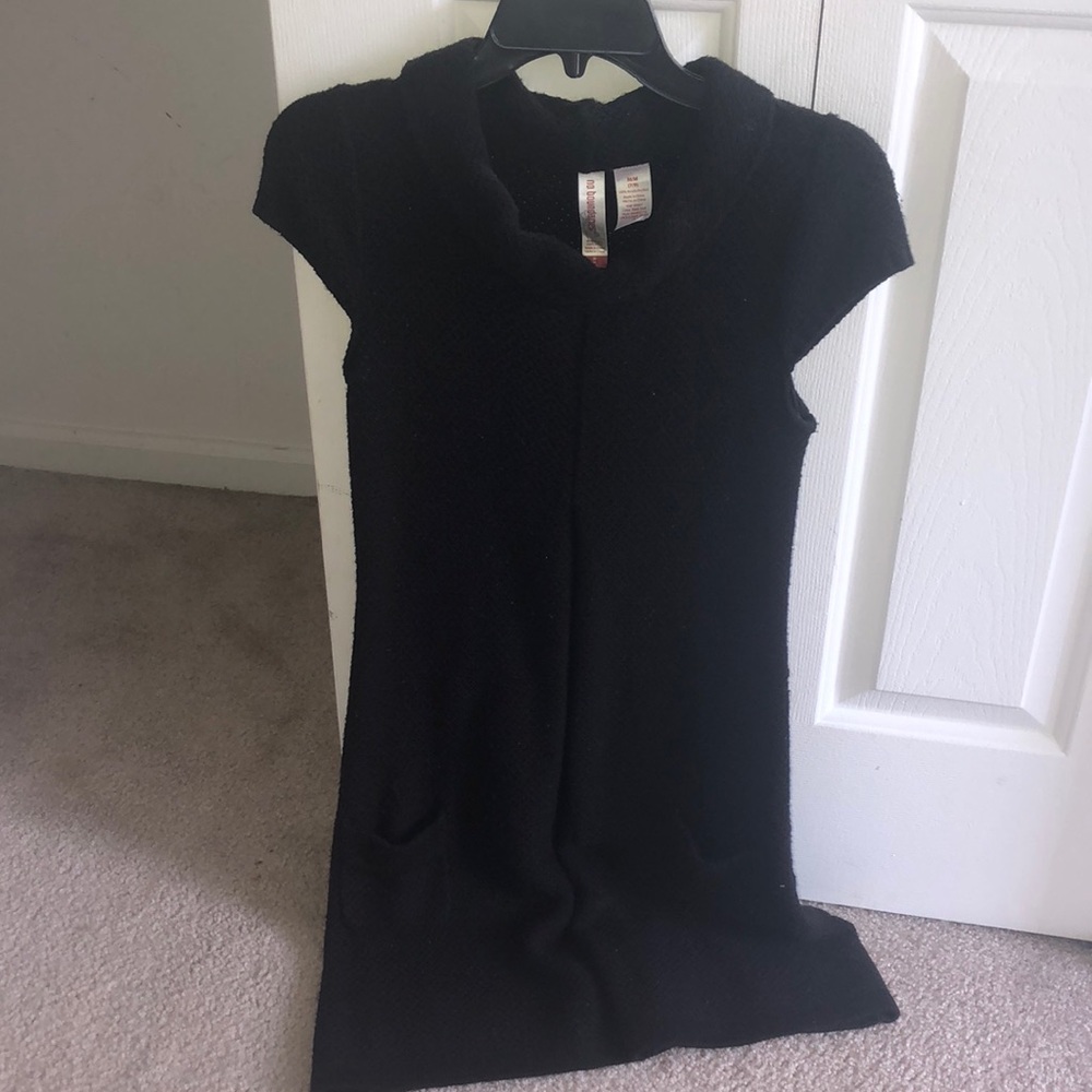 Black sweater dress with pockets